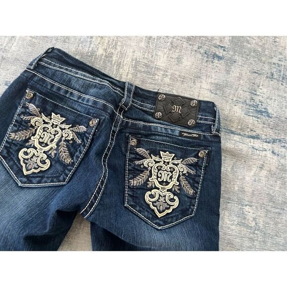 Miss Me Embellished Rhinestone Boot Cut Jeans Size 28 - Picture 4 of 7